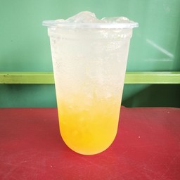 เสาวรส-โซดา