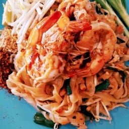 ร้านผัดไทยโบราณครัวคุณยาย สาขา2
