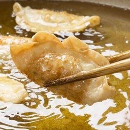 Fried-Gyoza-5P เกี๊ยวซ่าทอด5P