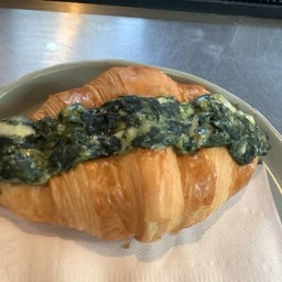 Spinach Crossiant