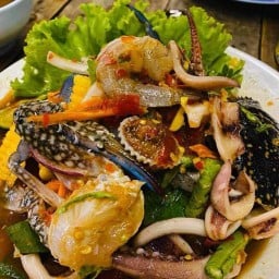 ยำยามเย็น -