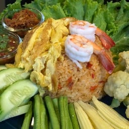 ข้าวคลุกน้ำพริกเนื้อปูม้า สูตรนครศรี