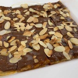 โรตีนูเทลล่า+อัลมอนต์-เดลิ