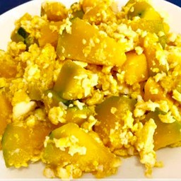 ฟักทองผัดไข่