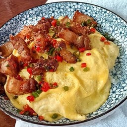 ข้าวไข่ข้นสามชั้นคั่วพริกเกลือ (เด็ดสุดๆ)