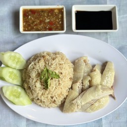 ข้าวมันไก่ต้ม