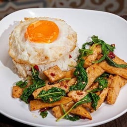 ข้าวราดกะเพราหมู