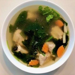 ซุปสาหร่ายซี่โครง