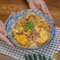 ข้าวไข่ข้นหมูสับผัดกระเทียม