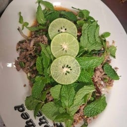 ลาบเนื้อมะนาว