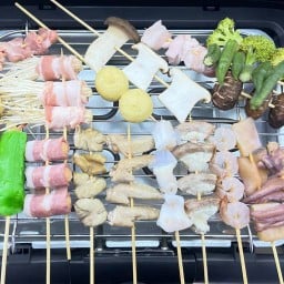 นัตตี้โฟน  หม่าล่า ลูกชิ้น ทอดมันปลาห่อผัก ผลไม้ปั่น น้ำชงขวด นัตตี้โฟน