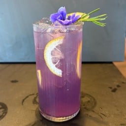 Sweet pea & lemon tea