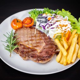 สเต็กเนื้อ