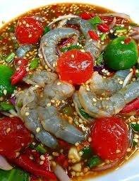 ยำนัวกุ้งสดไข่แดงเค็ม