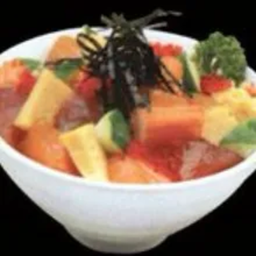 ข้าวหน้าปลาดิบรวม