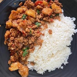 ข้าวกระเพราหมูสับ+กากหมู