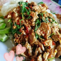 กระเพราหมูชิ้น