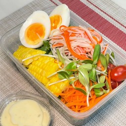 สลัดปูอัดไข่ต้ม