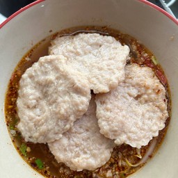 เกาเหลาต้มยำโบราณหมูเด้ง