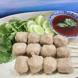 ลูกชิ้นเอ็นเนื้อลูก ใหญ่