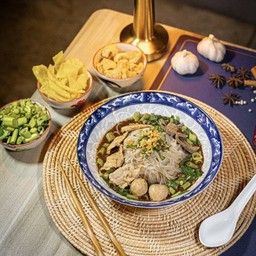 ก๋วยเตี๋ยวเรือศุกร์เสมอ