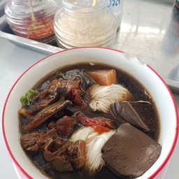 ขนมจีนน้ำวัว(น้ำงัว)