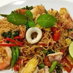 ไวไวขี้เมารวมทะเล