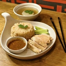 ข้าวมันไก่ต้ม