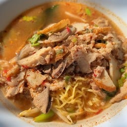 ก๋วยเตี๋ยวป้าเวียน