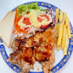 สเต็กคอมโบ้ (หมู-ไก่)