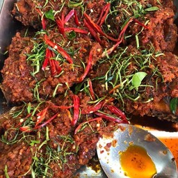 ปลานิลทอดราดพริก