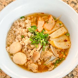 เส้นเล็ก ต้มยำ