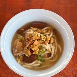 ข้าวเปียกเส้น เพิ่มขาไก่
