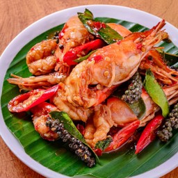 ผัดขี้เมากุ้งแม่น้ำ