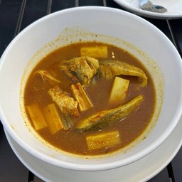 แกงส้มปลากะพง (กับข้าว)