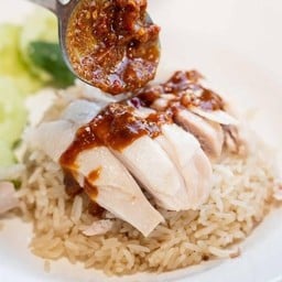 ข้าวมันไก่ (พิเศษ)