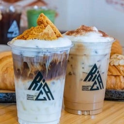 ⭐️ Rica Coffee 👍 ตลาดบ้านโป่ง ราชบุรี