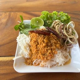 หมี่กะทิ เพิ่มไข่เยี่ยวม้า