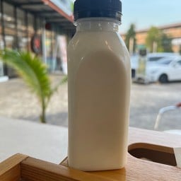 มะพร้าวเผานมสดเย็นขวด200ml