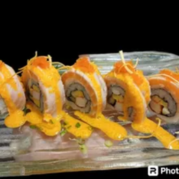 ข้าวห่อแซลมอนไส้รวมซอสเมนไท