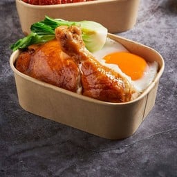 ข้าวหรือบะหมี่ไก่ซีอิ๊ว