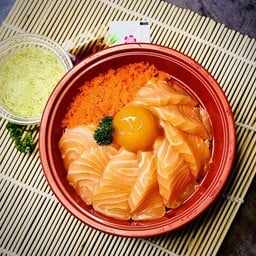 (D4)ดงบุริแซลมอนสด(ข้าวหน้าแซลมอนสด)