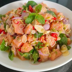 ยำแซลม่อน