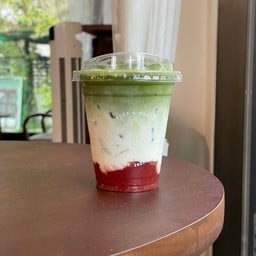 มัทฉะสตรอเบอร์รี่