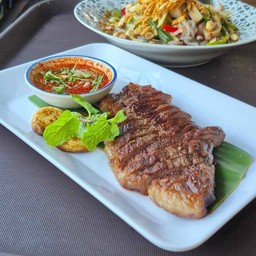 เนื้อย่างจิ้มแจ่ว Lm (พิคานย่า150g)