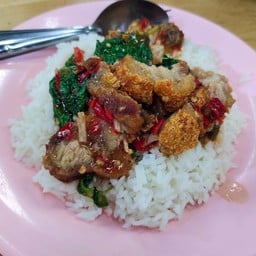 แท่ใหม่ อาหารตามสั่ง