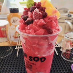 มิ๊กซ์เบอร์รี่ x สัปปะรด