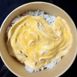 ไข่ข้นราดข้าวหอม