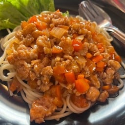 ผัดซอสมะเขือเทศ