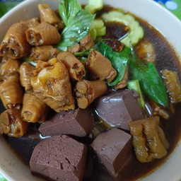 หนูน้ำก๋วยเตี๋ยวไก่มะระบุฟเฟ่ต์